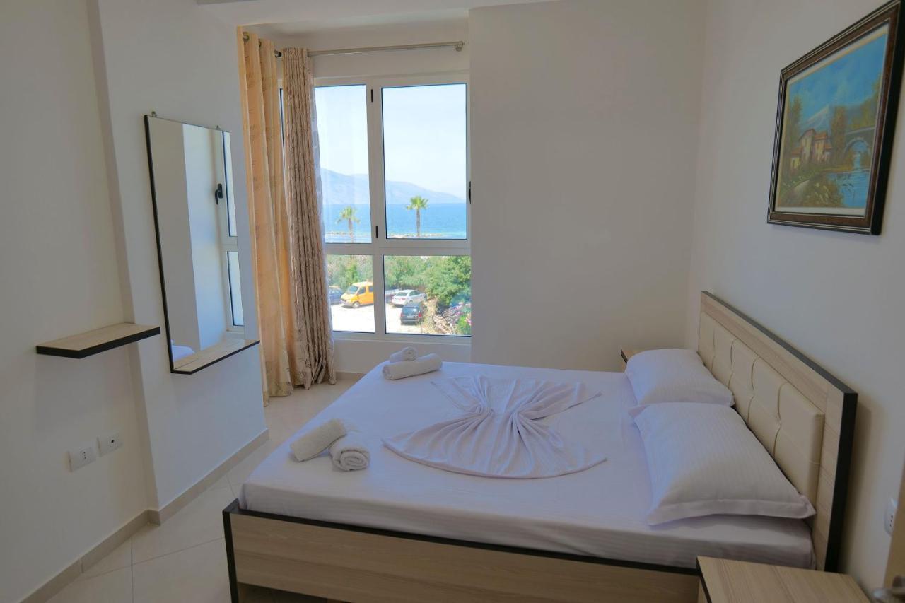 Almare Apartments Vlorë Exteriör bild